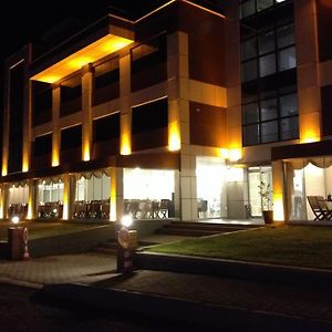 Kadhirga Hotel